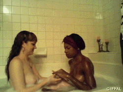 danny-cee-:  potpornnpizza:  sexysexnsuch:  Yup, we’re off to bed now. XP and that one is private, sorry guys ^_~ ~DC~ hehehe  Delia  Remember that time we took a bubble bath together, DC? Haha.  Good times!  Let’s do this again! - Delia  God.