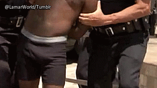 lamarworld:  (PART 3 of 3) GIFS of actor/comedian Kevin Hart’s ass &amp; bulge.