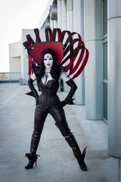bellechere:  panda-valentine:  thefacelessmage:  demonsee:  Mister Sinister   Photographed by Estrada Photography    Dat’s badass!  Yes please! This is absolutely amazing. My new favorite Sinister.Cosplayer is Stephanie Castro.