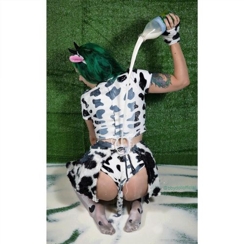Moooove bxtch, get out my hay💦💚Comment my Inspo for this shoot below! (First few correct get a saucy dm!)🥰 (at The Stables) https://www.instagram.com/p/CHOpDT5lHcNbe4tB3YmtmBFSvDnsbOxqwexS4Q0/?igshid=b19qez82zp5i