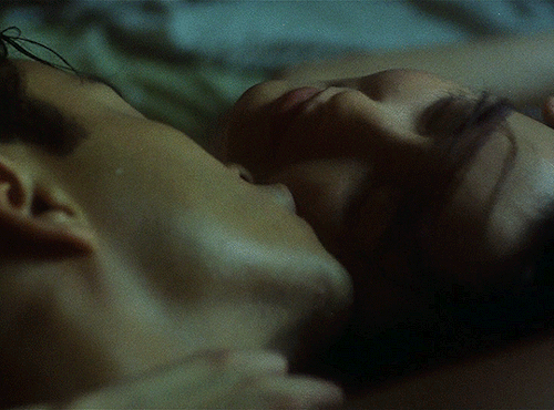 neocitys:  We started as one minute friends, then two minutes…soon we were spending an hour a day together.  Days of Being Wild ‘阿飛正傳’ (1990) dir. Wong Kar-wai 