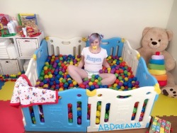 appleabdl:Today we are having fun shooting with super cute @candyabdl in our brand new ball pit for @abdreams (www.abdreams.com) i love all the colors! I can’t wait to try it out :)