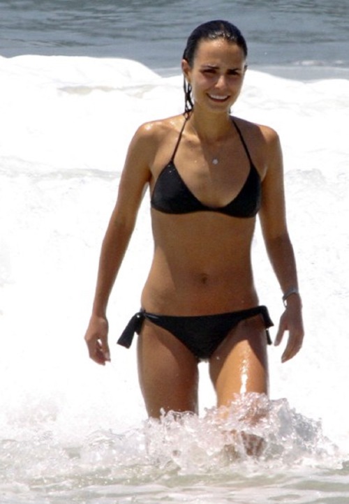 cruzingratiot:  Jordana Brewster Bikini adult photos