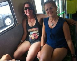 imzugpassiert: Du willst Frauen in öffentlichen Verkehrsmitteln kennenlernen? Lesen: Wie man mit wildfremden Frauen in öffentlichen Verkehrsmitteln Verkehr haben kann https://www.amazon.de/dp/B07KSH8PYW  Unbedingt lesen!Nastassja