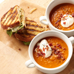 guardians-of-the-food:  Smoky Lentil Soup with Grown Up Grilled Cheese Sandwiches