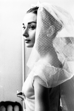 vintagegal:  Audrey Hepburn photographed