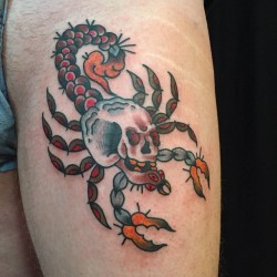 greenpointtattooco:  #skull and #scorpion #tattoo by @johnreardontattoos at #greenpointtattooco #brooklyn #nyc (at Greenpoint Tattoo Company)  Harikasin