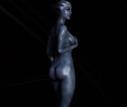 Trying out the new Liara model.