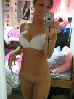 girlfriendselfpics:  WE WANT YOUR PIC! You