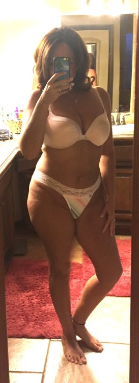 justplayin5162:  Well it’s flash flood warnings here but it’s Friday, had free coupons for Victoria’s Secret yesterday so 6 new thongs (this is #1) and GLITTER NAILS