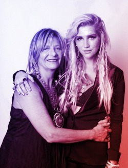 belatedzthuribles:Does Ke$ha Have A Genius IQ?# 8 Ke$ha’s Mom is a Singer TooPebe Sebert is not only Ke$ha’s mom, but she is also a singer and songwriter in her own right. Pebe also raised Ke$ha all on her own, and has never told the star who her