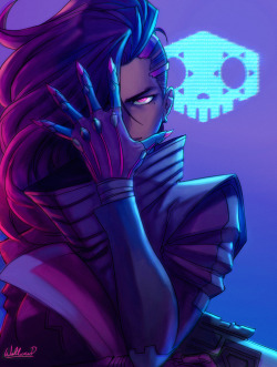 hironicamente:    Seems like the new Overwatch hero, Sombra, leaked. Is this a true? its fake? What you guys think about evil Laura? lolI must say, I was pretty hyped by the ARG and didnt wanted a leak from Sombra, wanted her hacking into blizzcon and