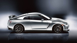 w1supercars:  The 2014 Nissan-GTR. Call it