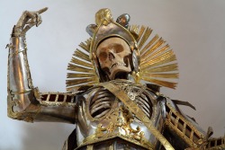 aestheticsandabominations:  The Skeleton and Armor of St. Pancras- Artist Unknown, 1777 “St Pancras was beheaded in 304 during Diocletian’s persecution when he was only 14 years old. His skeleton was clothed in armour in 1777. He now resides at the