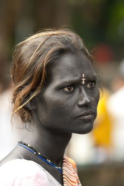 descendants-of-brown-royalty:  Here is a perfect example of an Indian woman who clearly shows signs that she like most Indians descended from Africa.  