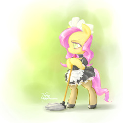 ifthemainecoon:  Maid fluttershy 
