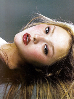 abigaildonaldson:  Devon Aoki in “La Couture Nature” by Satoshi Saikusa for Vogue Paris March 2000 