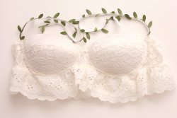 cheesies:  almaloveless:  Lingerie inspired by Frida Kahlo (2013).  Oh my god its beautiful 