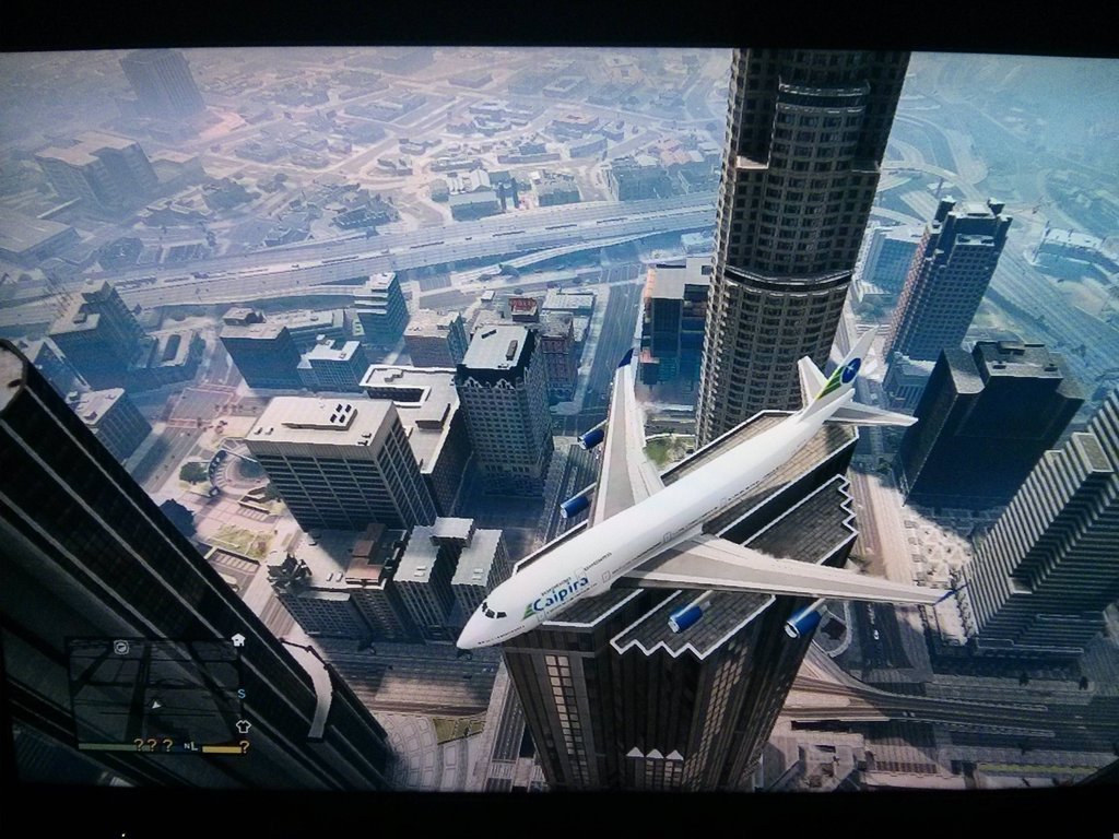 llebac:  A very resourceful redditor manged to land his  747 on top of a skyscraper.