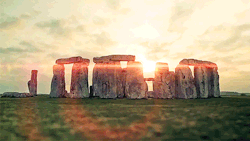 discovergreatbritain:  Stonehenge, Wiltshire, England. Find out more about Stonehenge 
