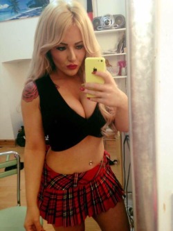 genuineukgirls:  scottishslutsgalore:  lovesexyasswoman:  bi-scottish-quine:  Lizzie. Scotland.   dont know how many times im gonna reblog this, but its happening, over and over. shes is outstanding  Filthy little #slut #whore #topless #titsoot #scottish