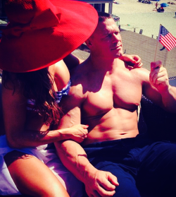 Pefect way to celebrate the 4th of July! Out of the way Nikki! =P 