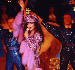 surra-de-bunda:  La Toya Jackson performing and backstage at her own  revue, ‘Formidable’, at the Moulin Rouge cabaret in Paris, France, (March 1992.) 