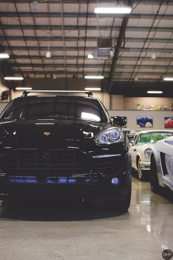 dhylife:  Porsche Cayenne Turbo by DHY Photography