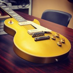 gibsonguitarsg:  All Gold 1956 Les Paul Goldtop
