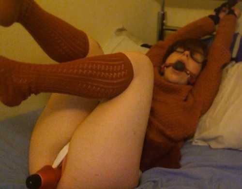 parailegal:  stacielovesgirls:  parailegal:  stacielovesgirls:  parailegal:  no…..no….not Velma……  You know who would like this, titan980 she has a definite fetish for Velma.  One of the many things titan and I have in common.  Which reminds