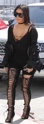 kardashian-jennerempire:  Kim out for lunch in Hollywood - 11 May, 2016