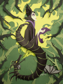 apinchofbelladona:  lohrien:  Disney Papercrafts by Jackie Huang  Stunning. 