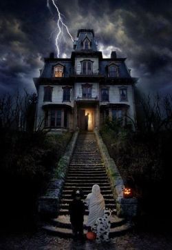 bluepueblo:  Hesitation, Haunted House photo via jasmine 