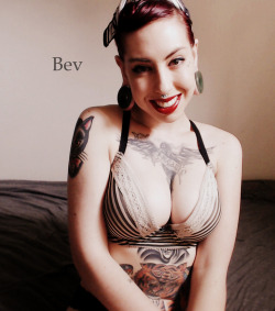 Privatebloghotties:  Hey Everyone, This Is Bev! I Post Full Hd Photo Sets, Videos,