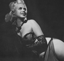 right-in-your-eye-candy:  Myrna Dean
