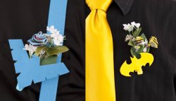 talkaboutspaceships:  Couple has really awesome Batgirl/Nightwing wedding cause they’re awesome.(source: http://imgur.com/a/XSADm) 