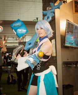 I’m putting Aqua on my “I’d like to redo this costume” list. I’ve redone a few costumes in the past, mostly because I’ve learned a lot,I made this aqua costume 100% from scratch. the only thing I didn’t make was the wayfinder that a fan