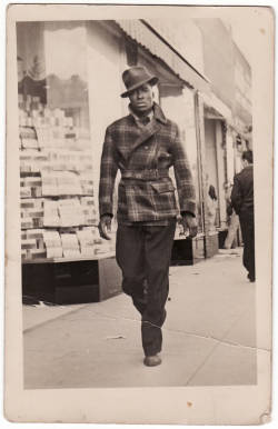 vintagenoire:  how’s this for fall fashion?