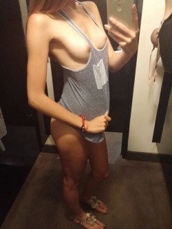 Submit your own changing room pictures now! Checking the fit via /r/ChangingRooms http://ift.tt/2hrSxdt