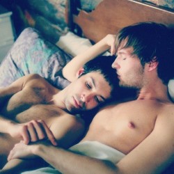 gaymalelove:  love  This is so cute. :) Night, or good morning. :) As the case may be,