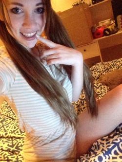fractalacidfairy:  Come join us on cam!