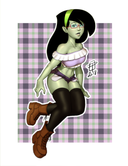 callmepo: A late St. Patrick’s Day image - no harm in having one more green girl right?  Spent the weekend learning a new digital painting style by watching a ton of streams and decided to try it on the Shego inks I did a while ago. As opposed to the