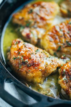 do-not-touch-my-food:  Skillet Chicken with