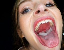 mouthful-portraits:  Sperm Swallowing Sweetheart. She’s in heaven gulping that life nectar!