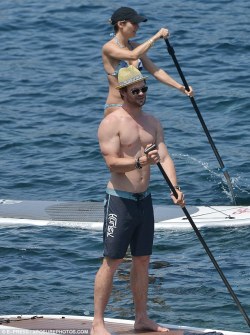 thecelebarchive:  Chris Hemsworth​ showed off his muscular physique in Calvi, Corsica.Pictures &gt; http://bit.ly/tcachrishemsworth