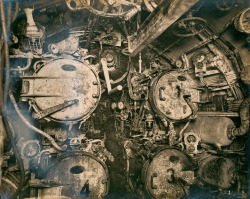 eastern-bloc-party:  aux-armes-et-caetera:  magictransistor:  Photographic images from the interior of a German UB-110 submarine, c. 1918.  @eastern-bloc-party we can sabotage this  Yes!!!!! 
