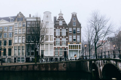 oh-introvert:  rosamariaciseaux:   Keizersgracht - Amsterdam, The Netherlands  I want to see you Amsterdam.   Omg take me there