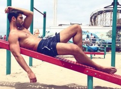 magnificent-men:  a hot guy AND the Coney Island Cyclone!