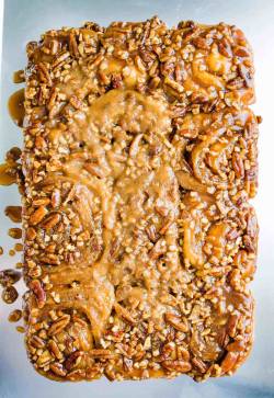 sweetoothgirl:  maple pecan sticky buns