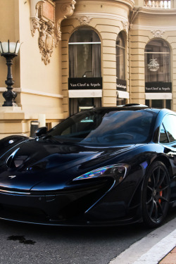 Blacked Out P1 | © | Aoi